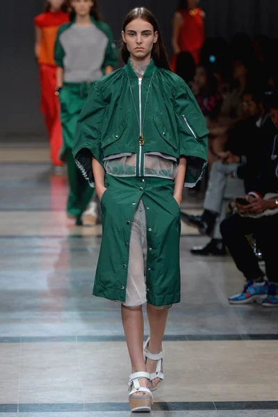 Look 5